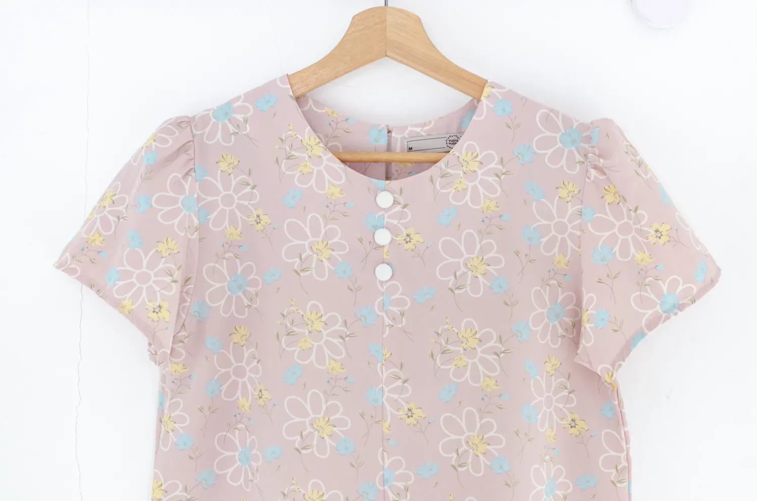 MT0301 Triple Button Sweetie Floral Blouse – Pink - Image 3