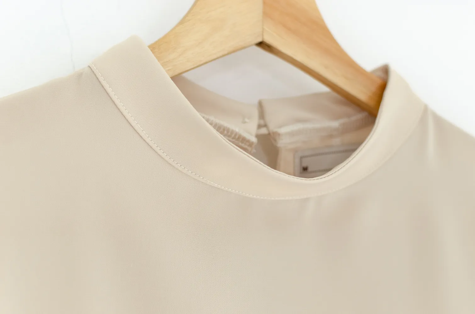 MT0707 Sophie Balloon Sleeve Blouse – Milk Tea - Image 5