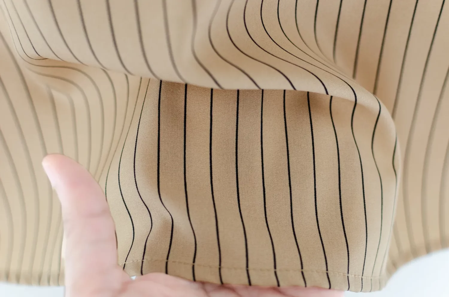 MT6610 Point Collar Stripe Blouse – Latte - Image 6