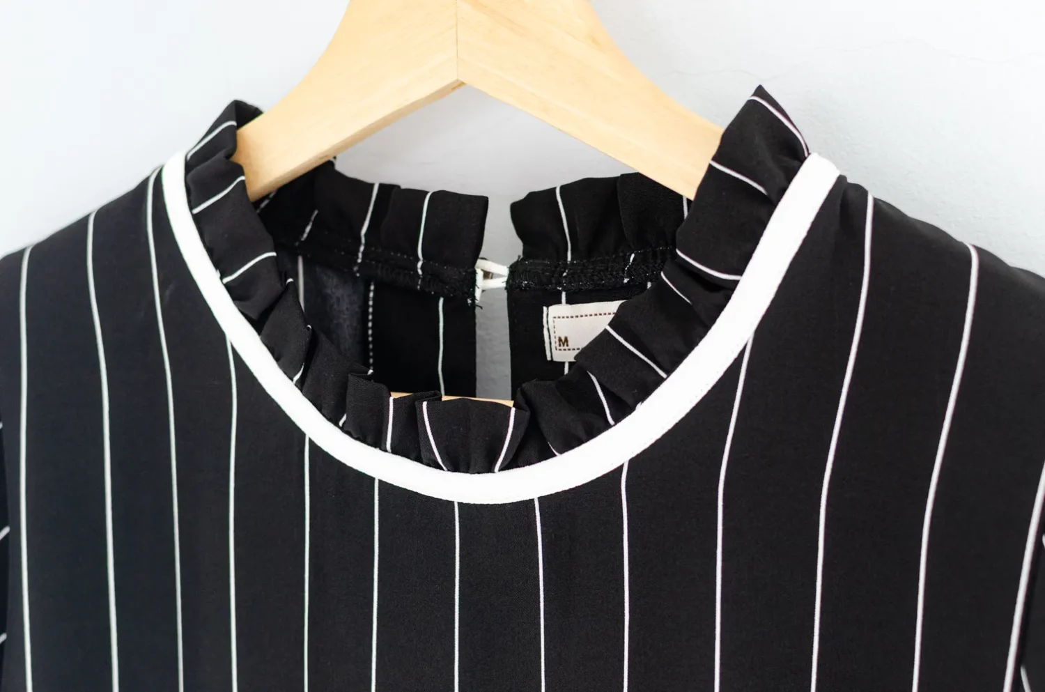 MT6753 Whisper Stripe Ruff Collar Puff Sleeve Blouse – Black - Image 4
