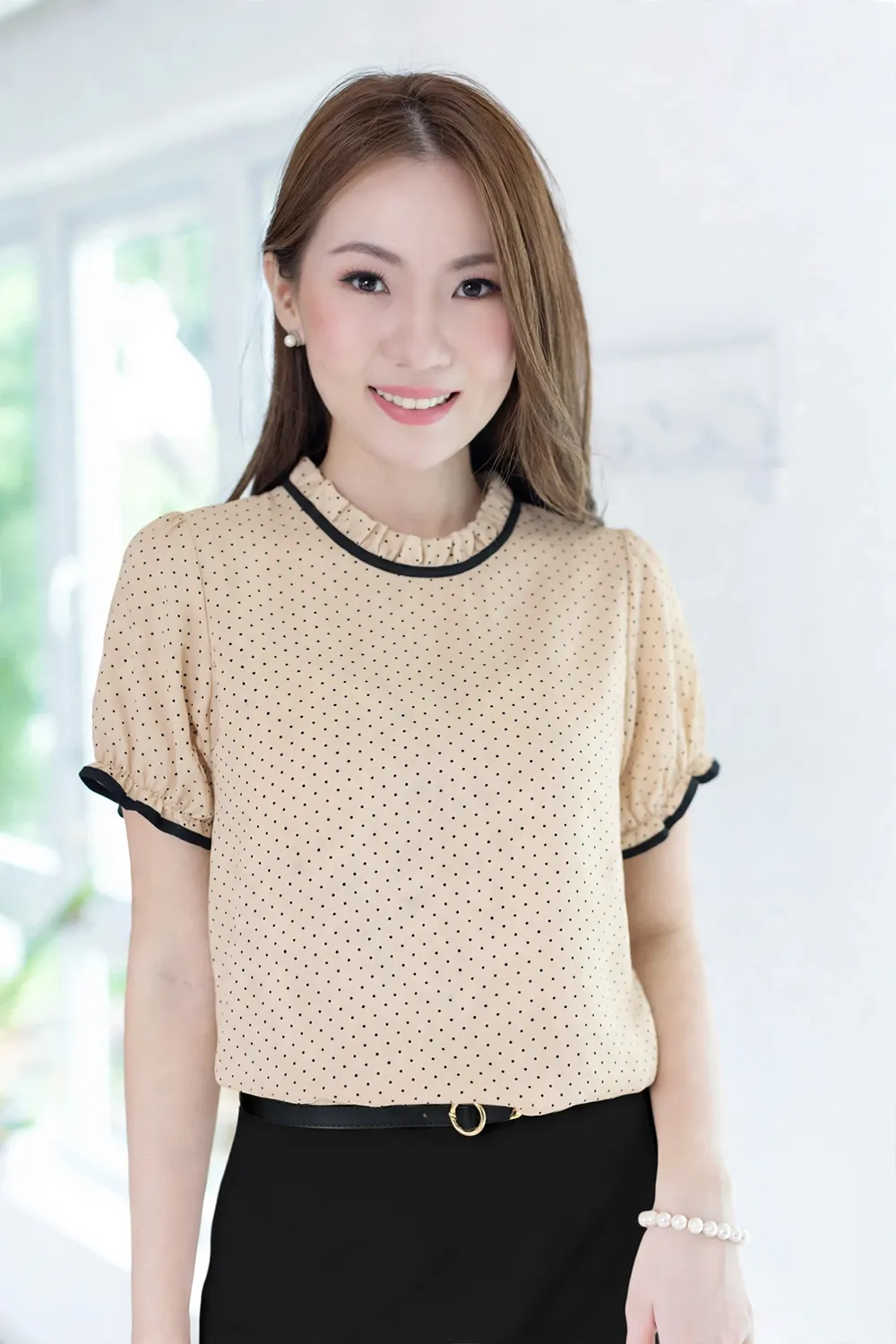 MT6753 Boba Ruff Collar Puff Sleeve Blouse – Milk Tea