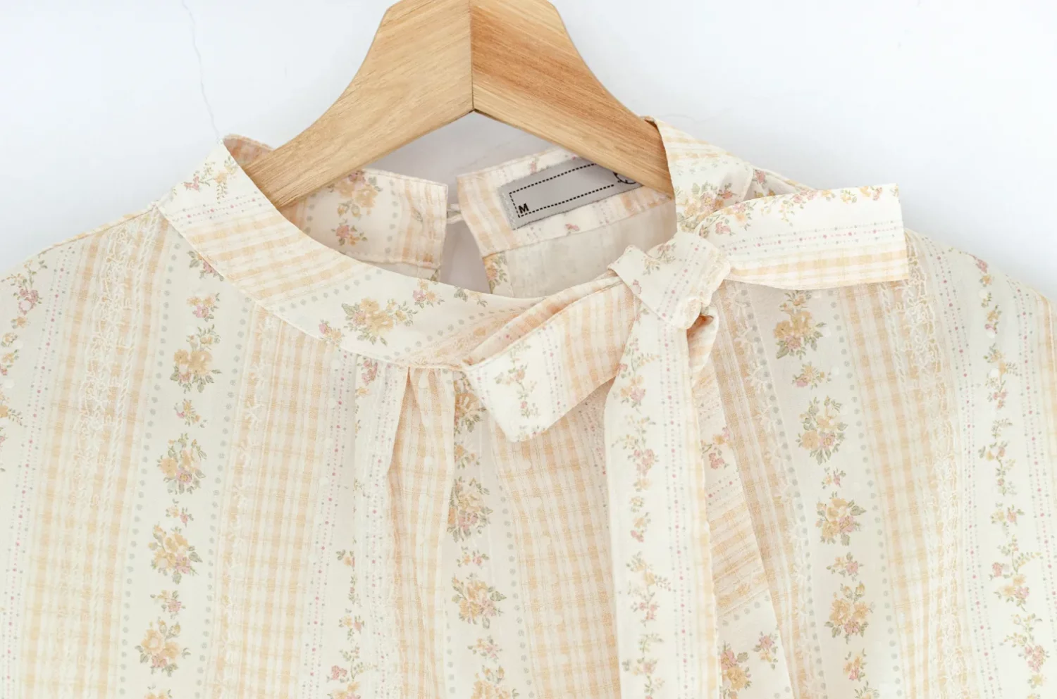 MT8000 Side Bow Sleeveless Floral Stripe Blouse – Yellow - Image 3