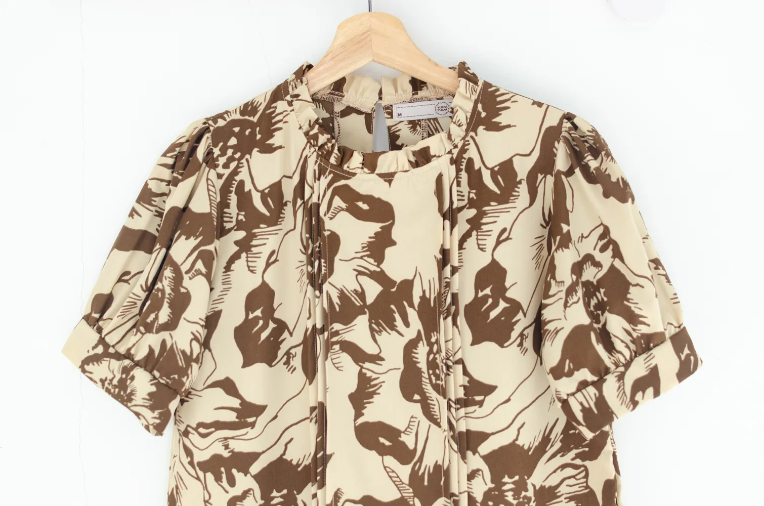MT0404 Ruff Collar Balloon Sleeve Blouse – Choco Latte - Image 3