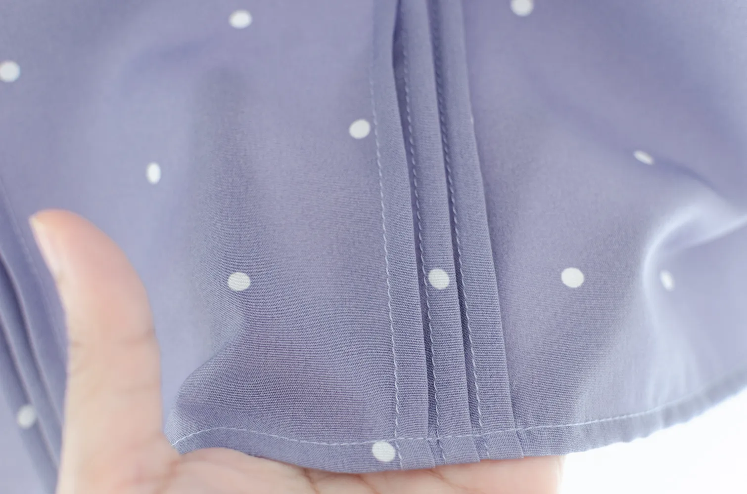 MT0404 Ruff Collar Balloon Sleeve Blouse – Purple Dot - Image 4