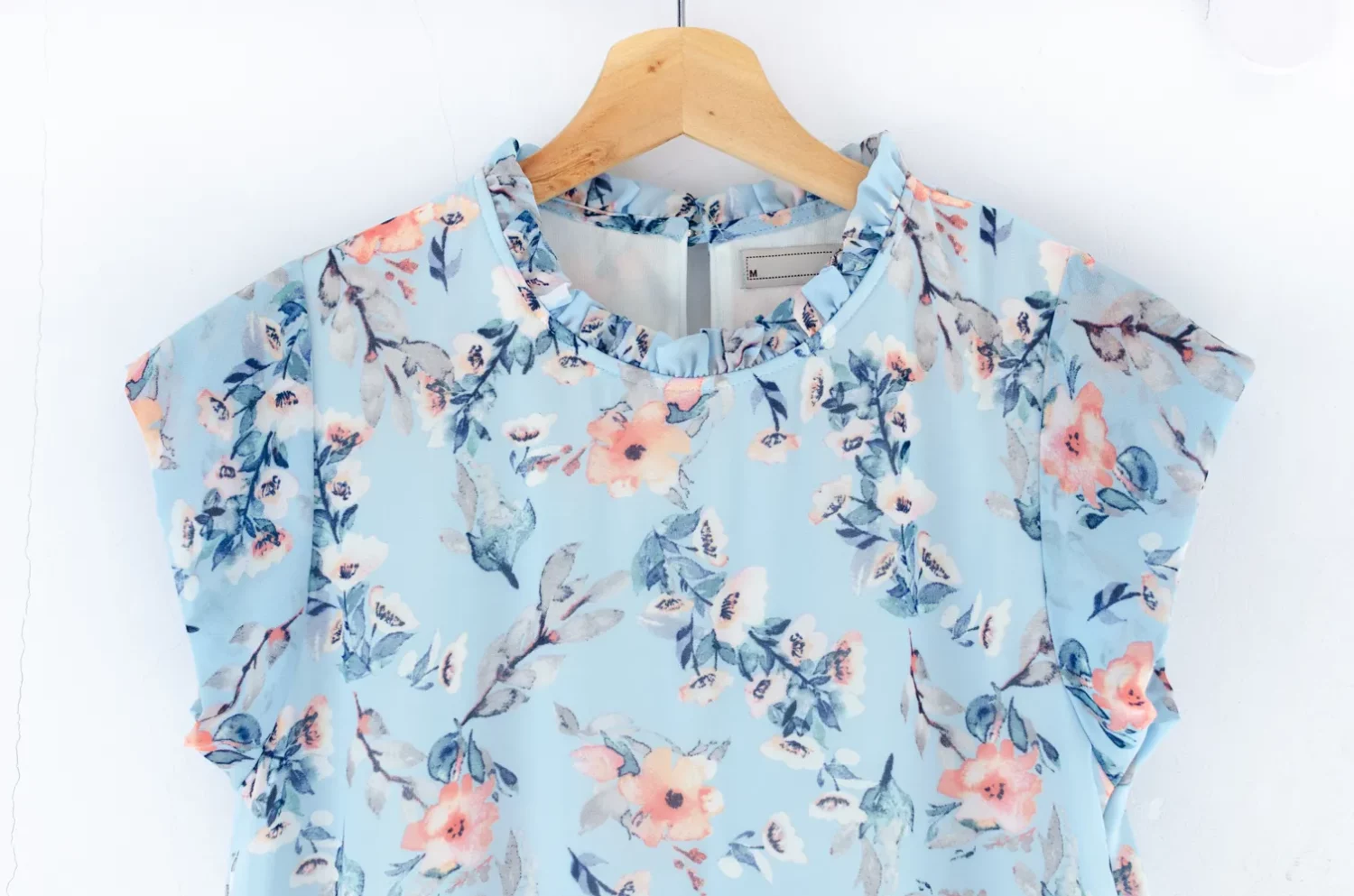 MT2758 Ruff Collar Cap Sleeve Blossom Blouse – Light Blue - Image 3