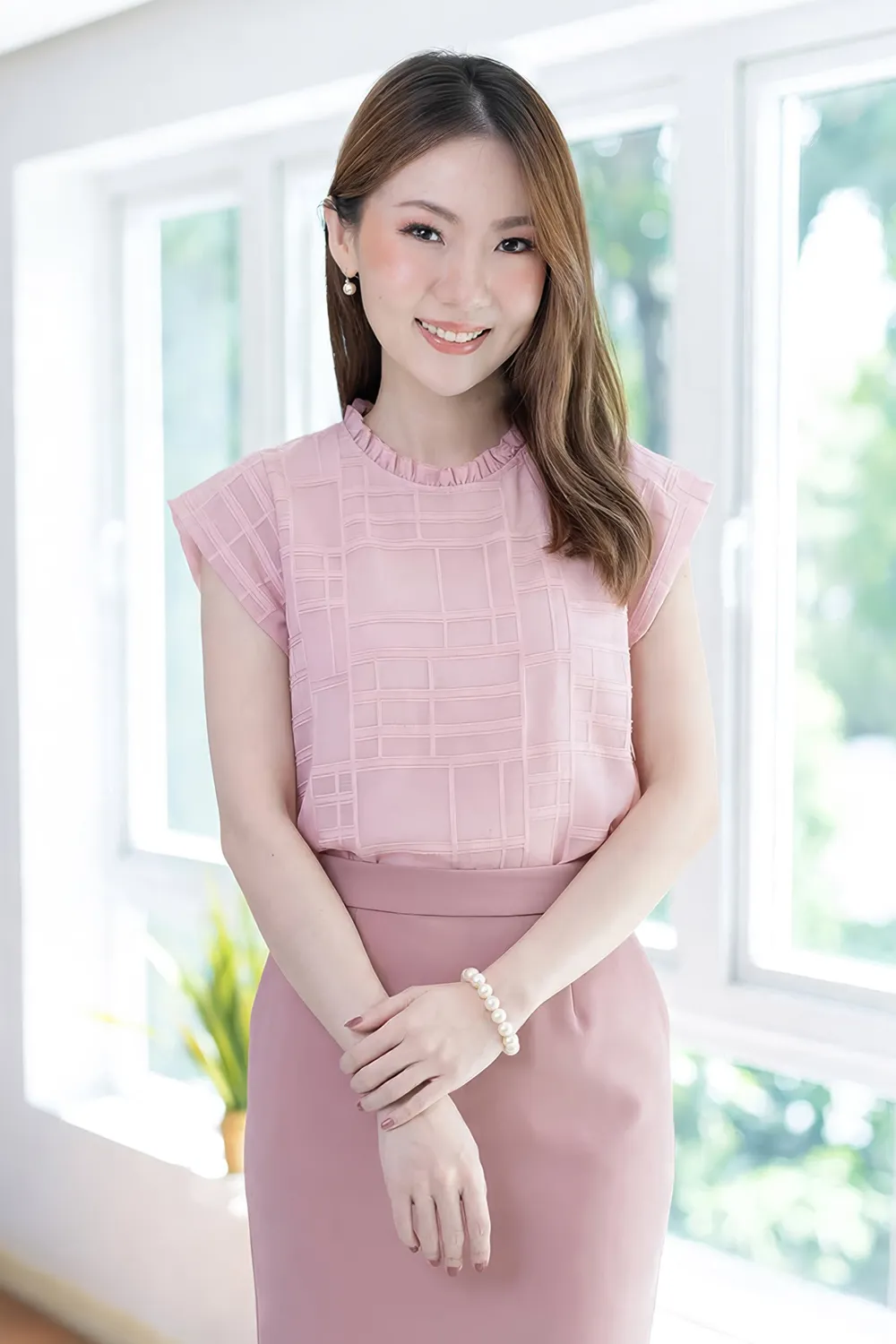 MT2758 Ruff Collar Cap Sleeve Textured Blouse – Pink