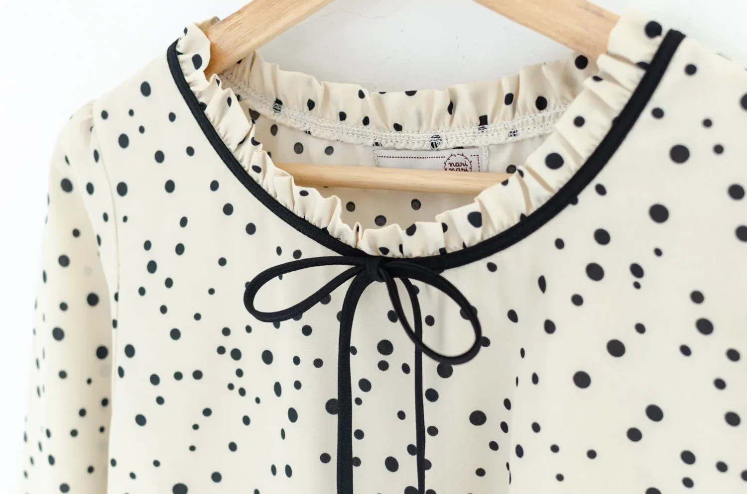 MT4834 Ruff Collar Dot Blouse – Soy Milk - Image 4
