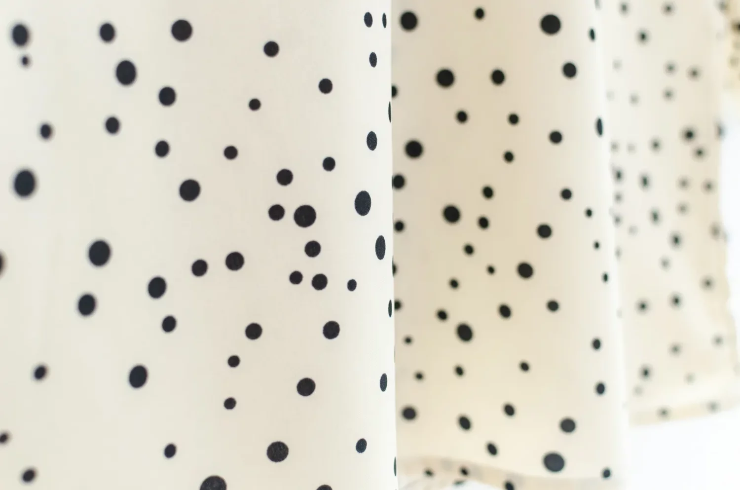 MT4834 Ruff Collar Dot Blouse – Soy Milk - Image 6