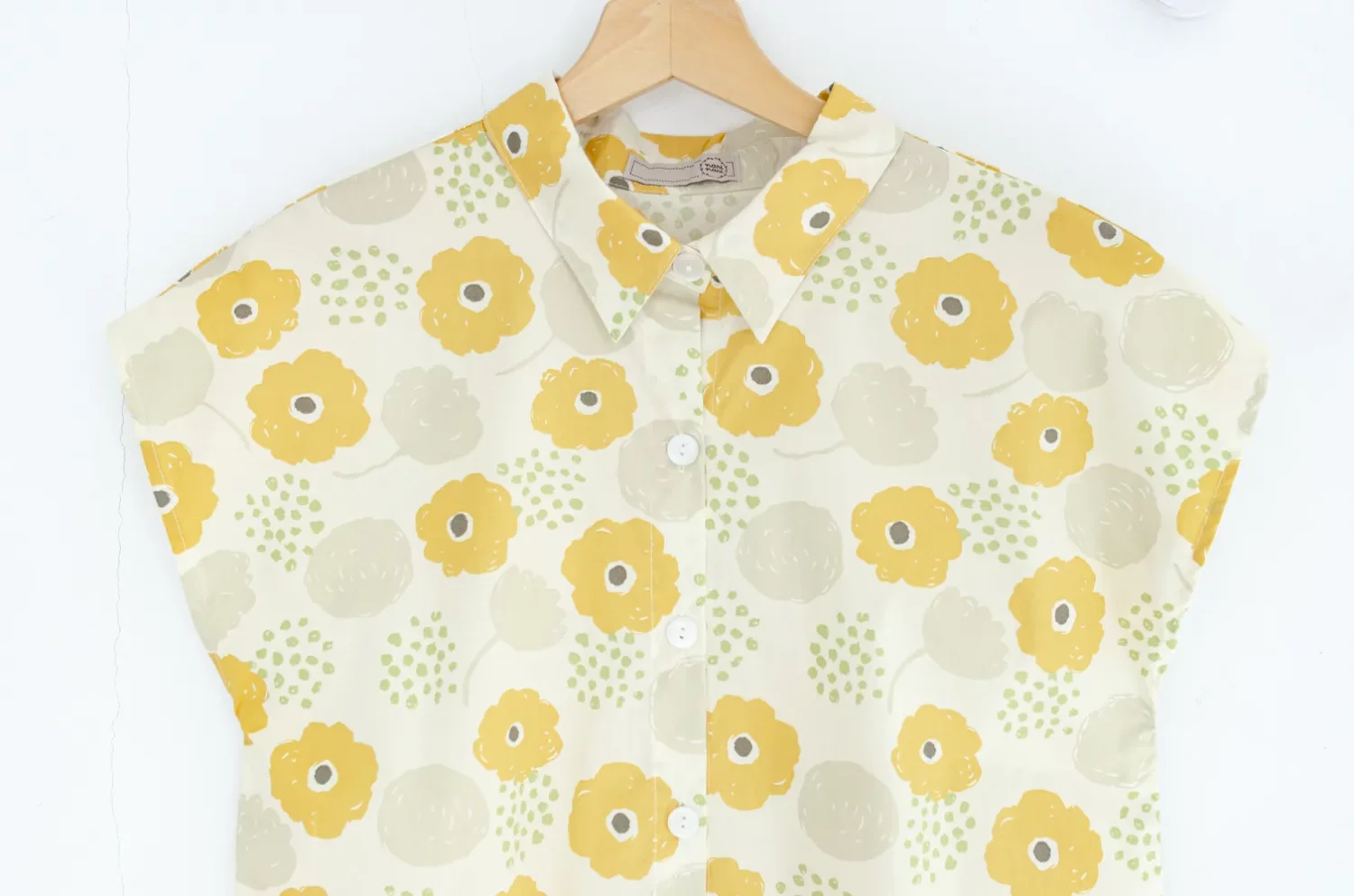 NT2232 Cotton Flower Easy Shirt – Cream-Mustard - Image 5